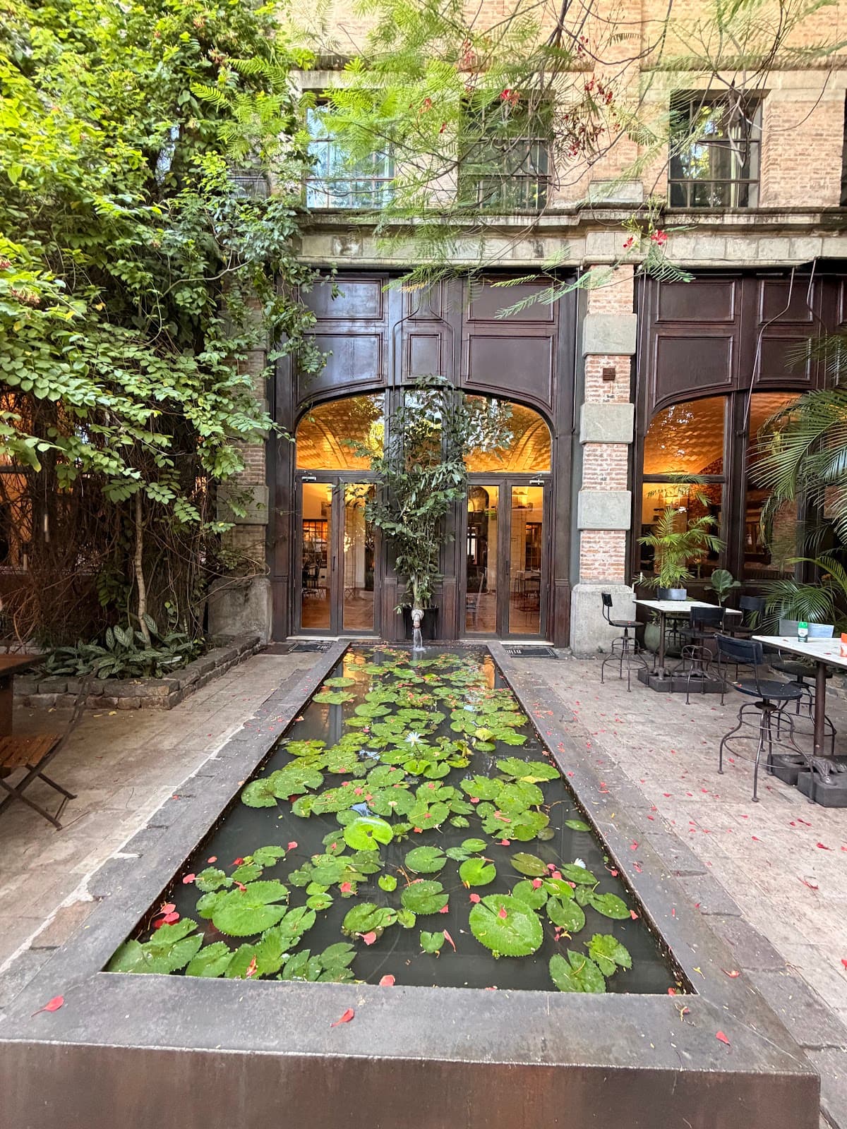 Factoria Hotel