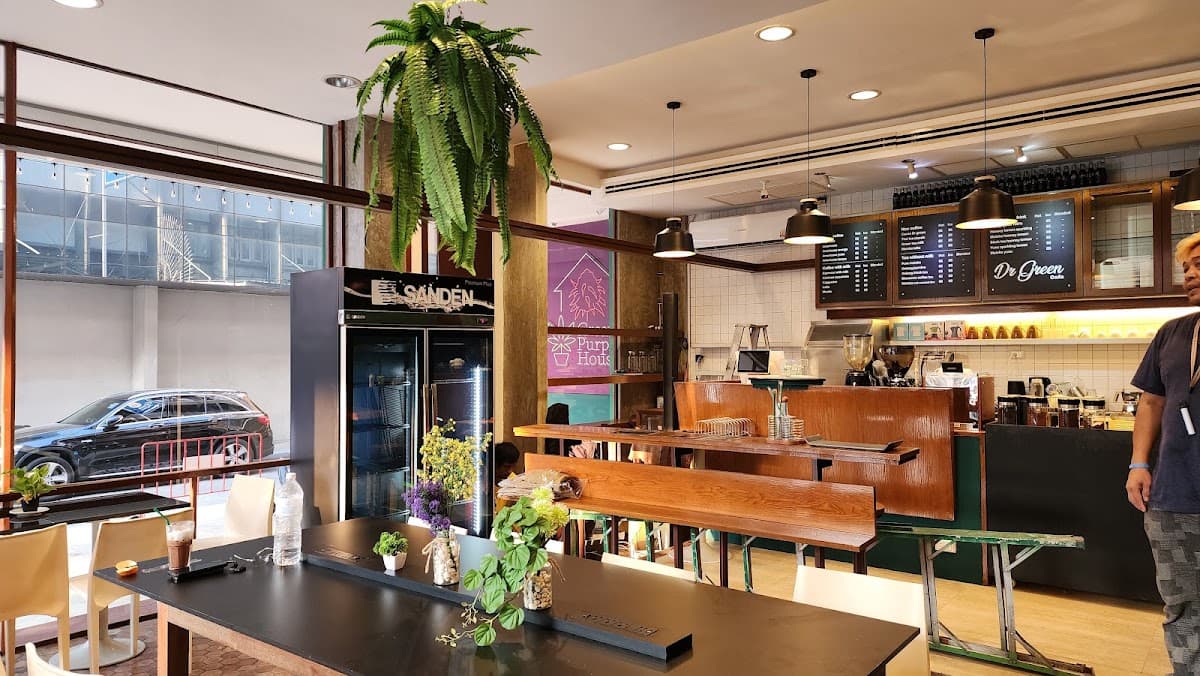 Dr.Green Cafe Coffee Shop ร้านกาแฟดร.กรีน