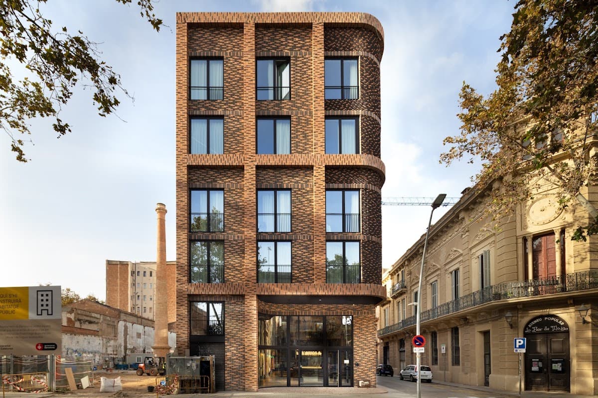 La Fabrica &Co | Post graduate accommodation for students