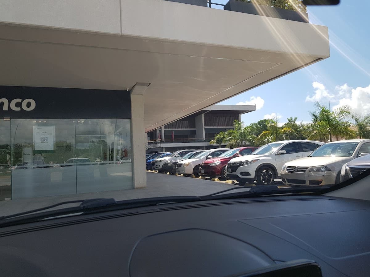 PLAZA MOMOTO HUAYACENTER