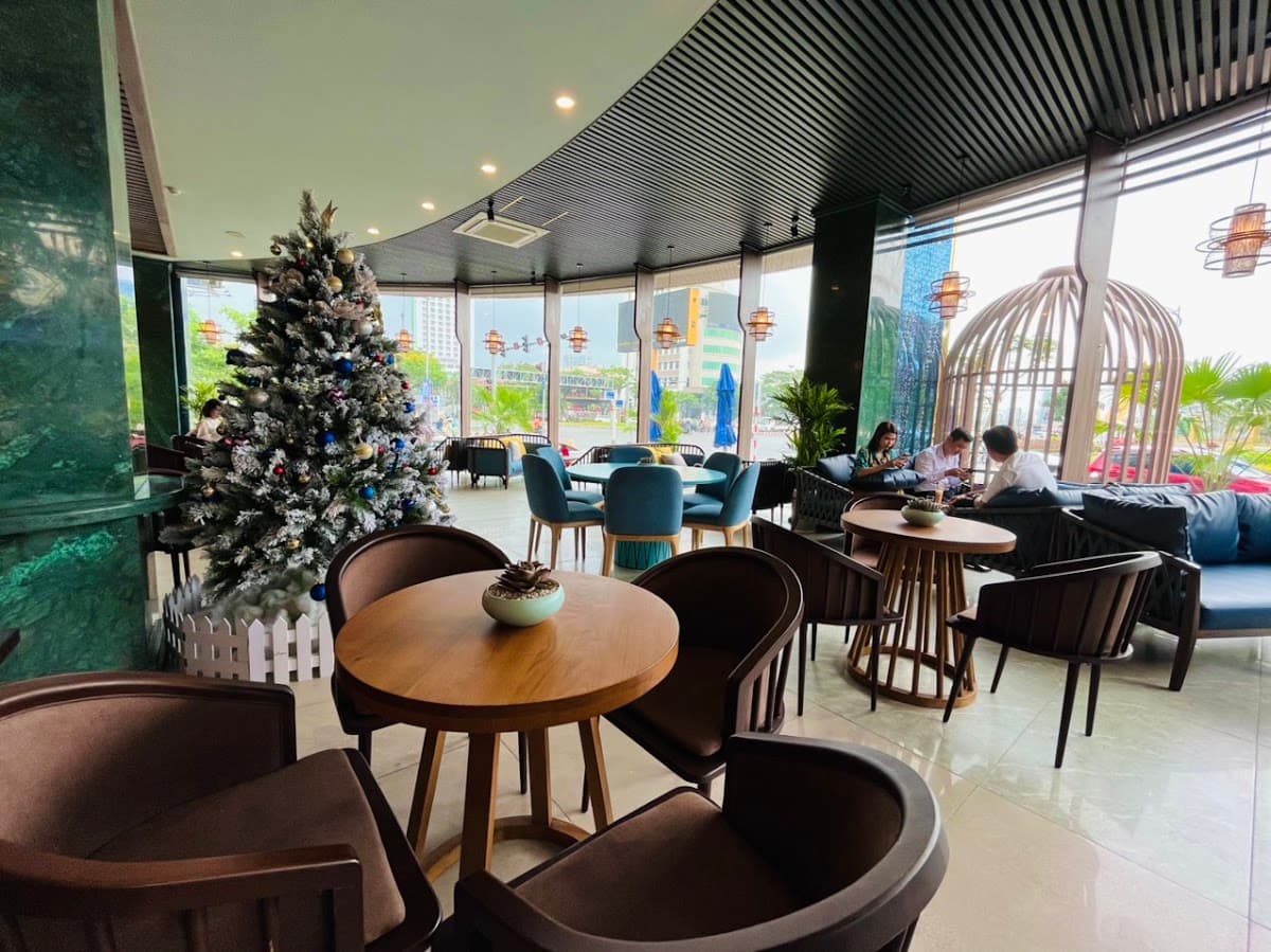 Bridge Café