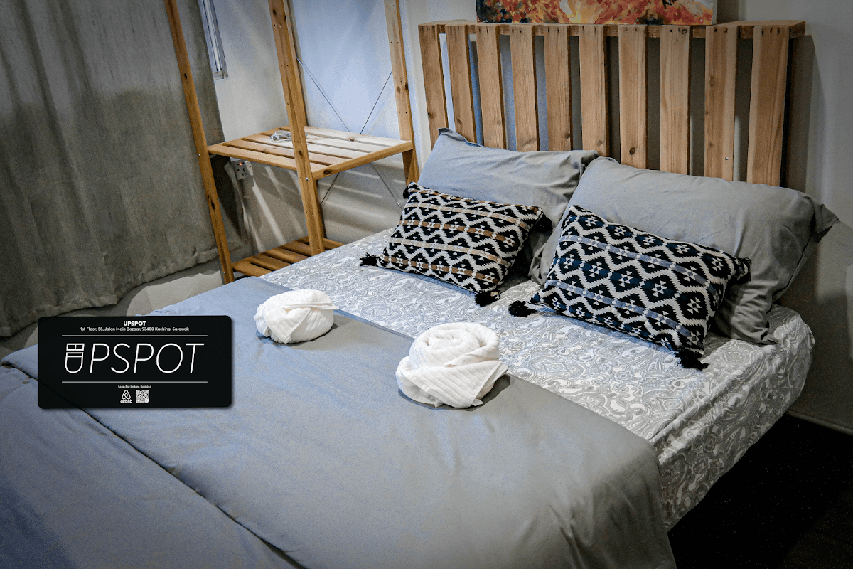 Upspot Kuching Premium Hostel